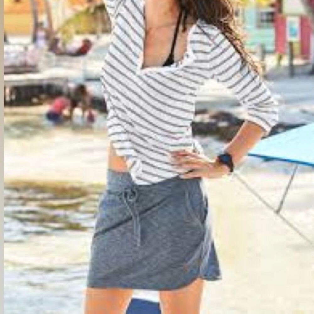 Athleta Large Techie Terry Skirt Charcoal Gray